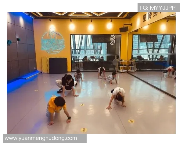 从零起步街舞灵活性提升全攻略让你舞动自如展现个人风格 从零起步街舞灵活性提升全攻略让你舞动自如展现个人风格