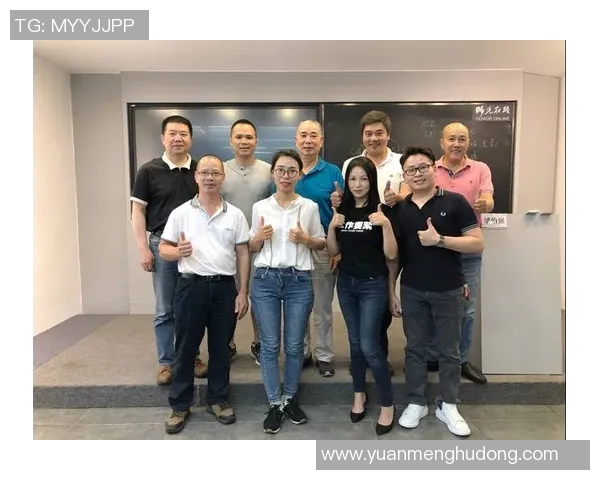 对话陈娜：回顾她在英雄联盟职业生涯中的挑战与成就MBA