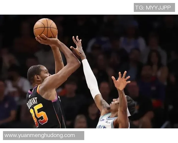 森林狼与太阳激战正酣解说员深度解析比赛精彩瞬间与战术布局 森林狼与太阳激战正酣解说员深度解析比赛精彩瞬间与战术布局