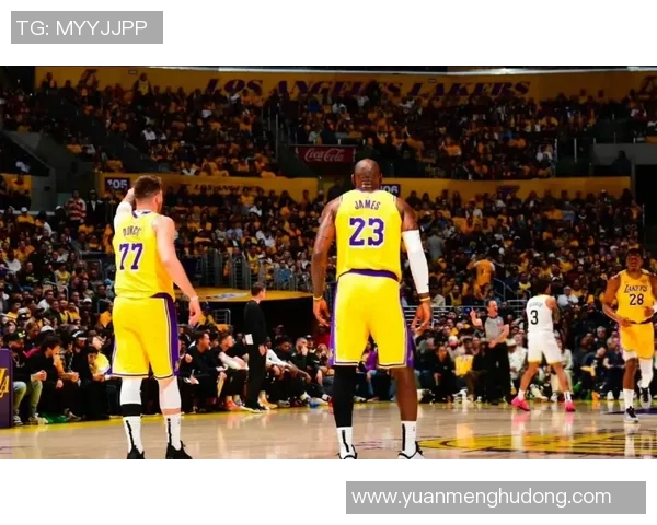 湖人对掘金比赛精彩回顾及得分分析,揭示双方表现亮点与关键时刻 湖人对掘金比赛精彩回顾及得分分析,揭示双方表现亮点与关键时刻